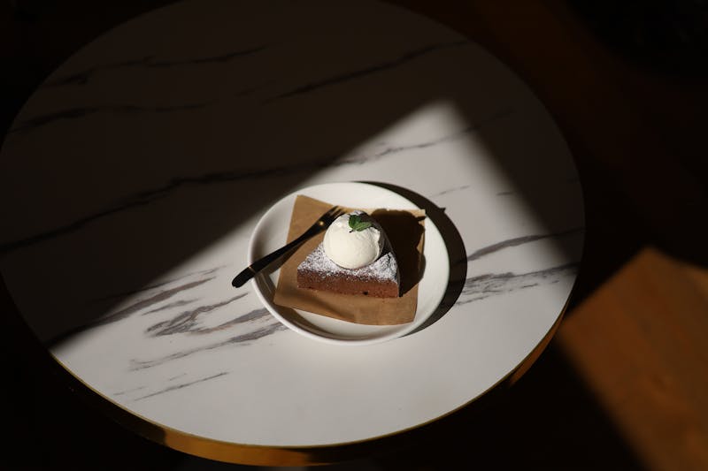 Fresh ingredients and craftsmanship at Pizza inn kitchen